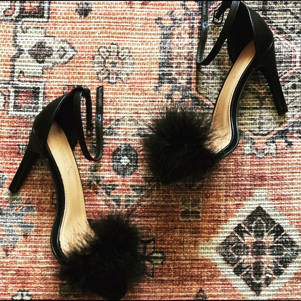 Feather toe heels